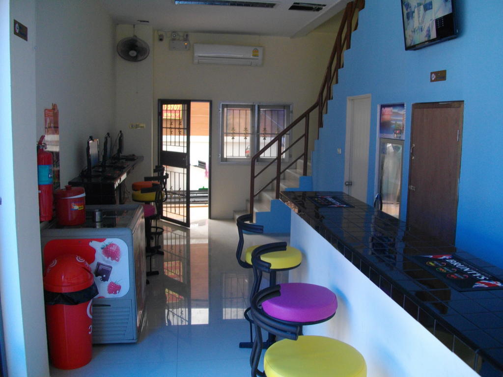 Asia Backpackers Pattaya Exterior photo
